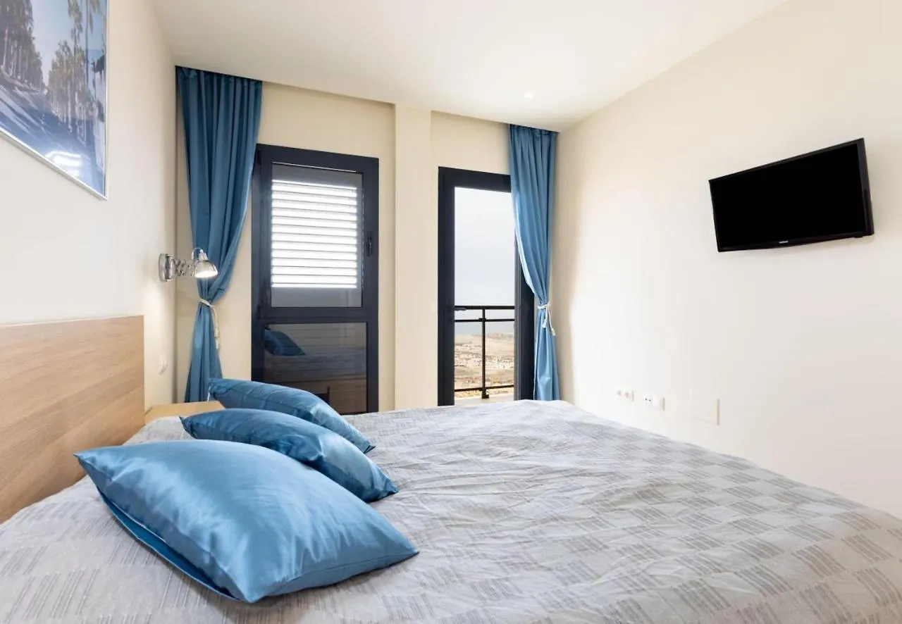 Sunny Castillo Apartment 코스타 데 안티과 0*,  스페인